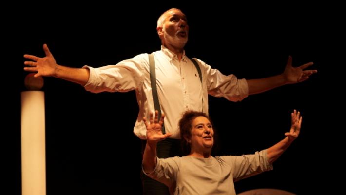 Dal parquet al palco: Zorzi porta la pallavolo a teatro