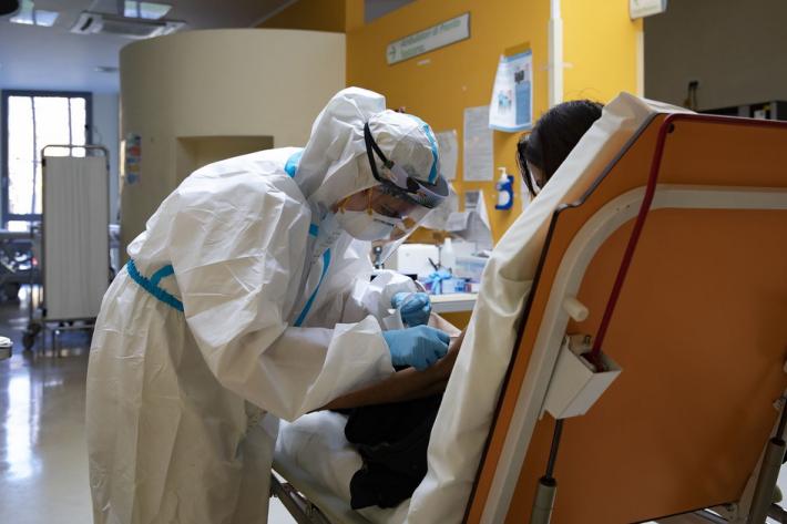 Covid, aumentati gli accessi al pronto soccorso