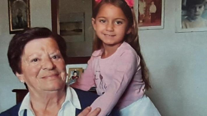 Bardi, l'ultimo abbraccio di nonna Maria Pia