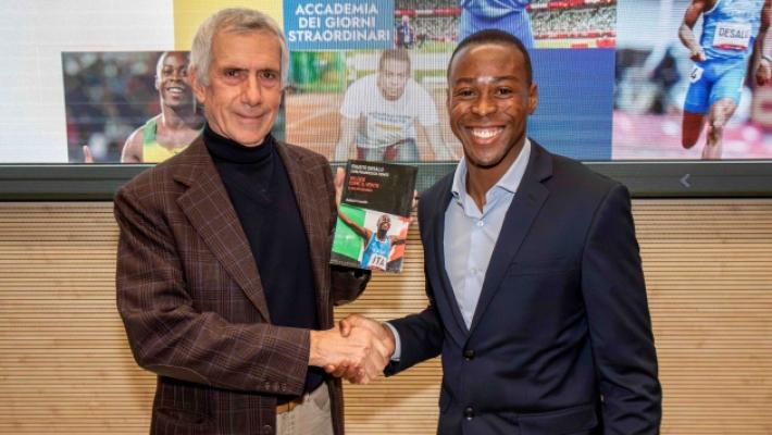 Desalu ai giovani: &laquo;Non temete le sconfitte&raquo;