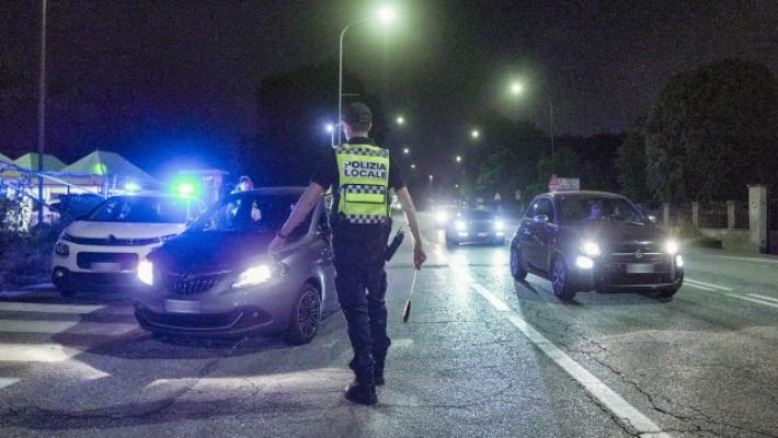 Polizia locale e turni notturni c'&egrave; l'accordo, ma solo con la Cgil