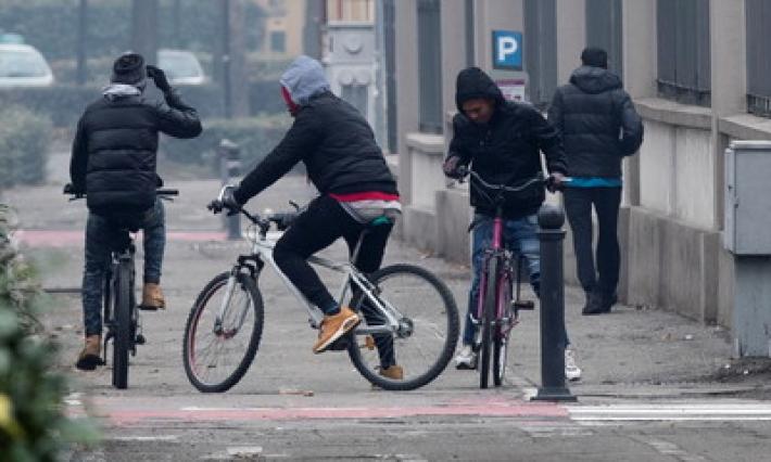 Nel weekend torna l'invasione dei pusher