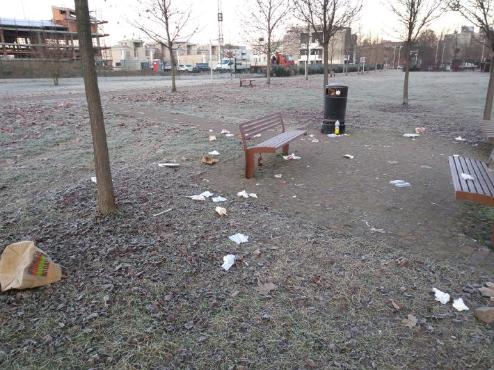 "Nonostante la zona arancione, in via Gonella tutto &egrave; lecito..."