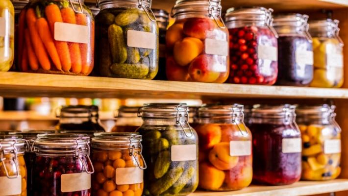 Allarme botulino, carne e pesce i pi&ugrave; a rischio nelle conserve &laquo;fai da te&raquo;