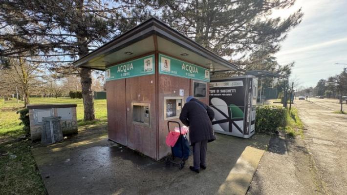 Le fontane dell&rsquo;acqua pubblica piacciono e fanno bene all&rsquo;ambiente
