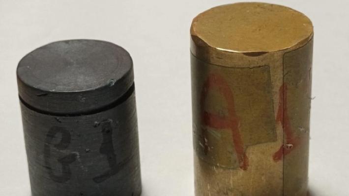 Ex Eridania, gara tra ragazzini al lancio di pesi di piombo contro le finestre delle case. Rotti i vetri: &laquo;Potevano ferire qualcuno&raquo;