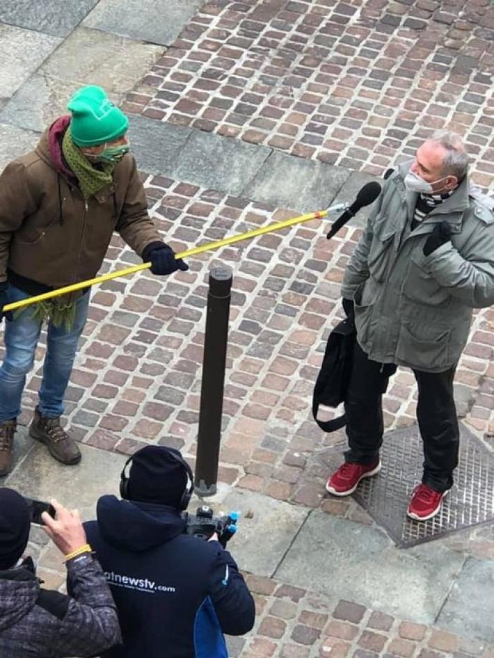 L'inviato Militello in piazza a Fidenza