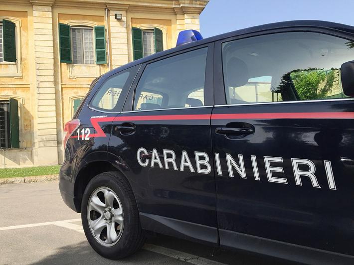 Paga la caparra e subito i proprietari della (finta) casa vacanze spariscono: denunciati un 80enne e una 67enne