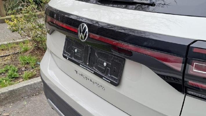 Fornovo, colpo da professionisti in una villetta: tre ladri su un'Audi nera con targa rubata poco prima