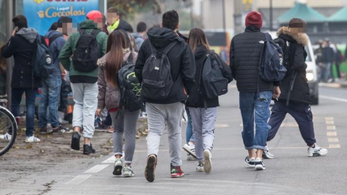 I presidi: &laquo;Pi&ugrave; sicurezza davanti alle scuole di via Toscana. Diversi gli episodi di microcriminalit&agrave;&raquo;