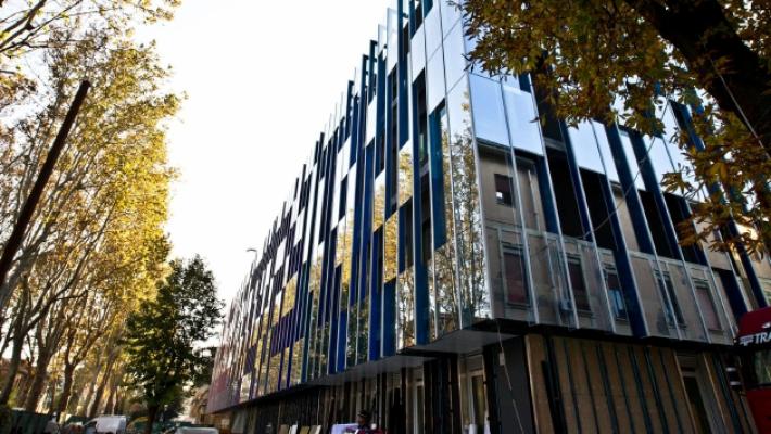 Un osso di pollo finisce nell'esofago: ragazzina salvata al Maggiore: intervento urgente e delicato all'Ospedale dei bambini