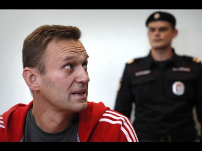 Alexey Navalny fermato all'aeroporto di Mosca