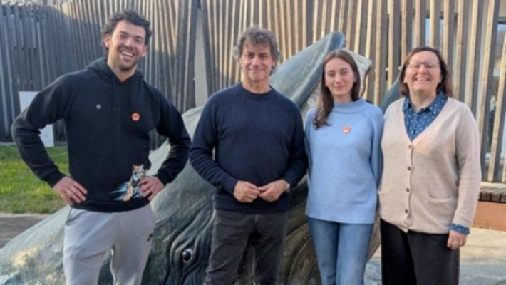 MuMab, visita a sorpresa di Alberto Angela