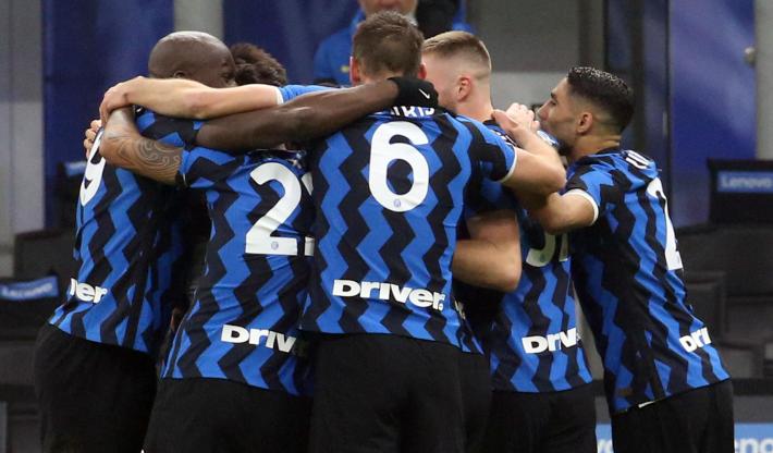 L'Inter stende la Juve e raggiunge il Milan. Per i bianconeri &egrave; buio pesto