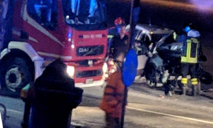 Schianto di venerd&igrave; notte, parlano gli amici dei feriti