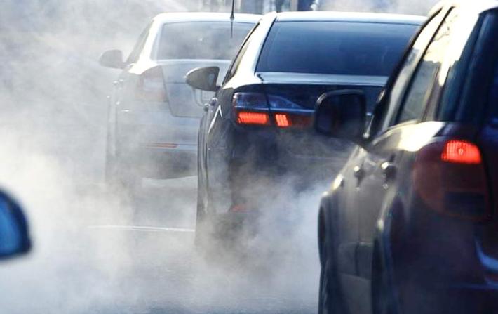 Anche a Parma aria ancora irrespirabile: le misure anti-smog proseguono fino a luned&igrave;