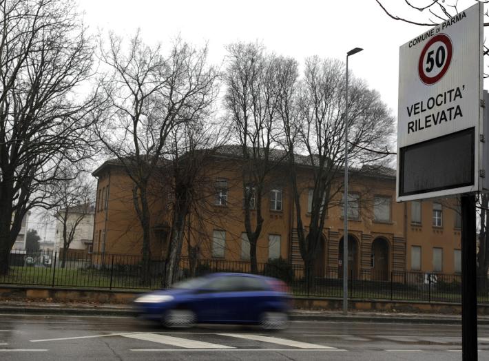 Residenti esasperati: &laquo;Fermate quei bolidi&raquo;