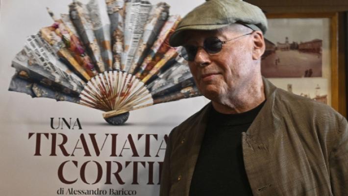 Alessandro Baricco: &laquo;Strafelice che la mia &ldquo;Traviata da cortile&rdquo; parta da Parma&raquo;