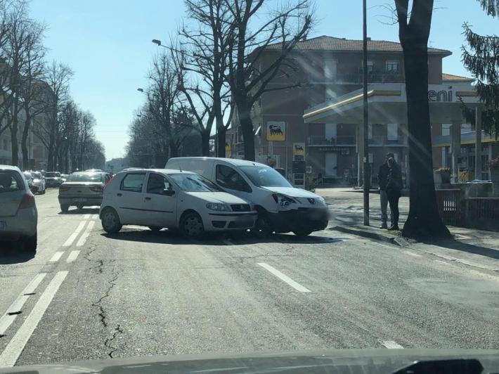 Via Fleming, incidente e code