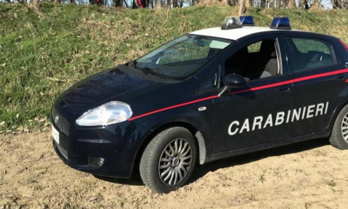 Raid della &laquo;banda dei profumi&raquo;, ma arrivano i carabinieri