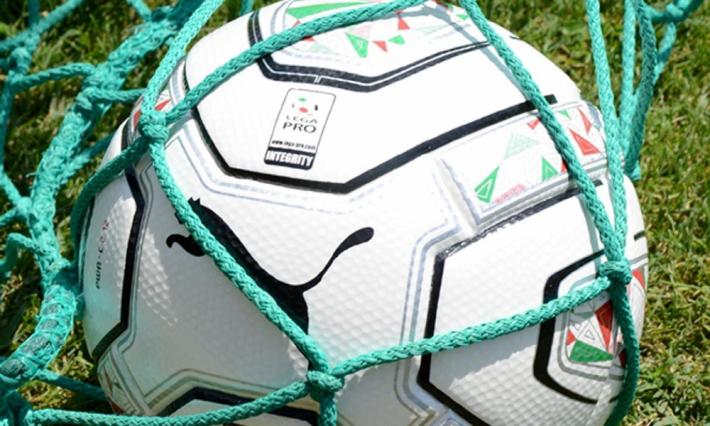 Il vicesindaco Bosi: &laquo;Pronti a revocare l'uso dei campi&raquo;