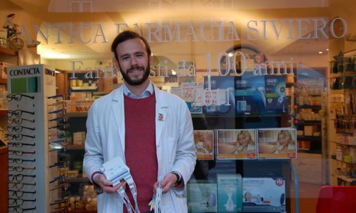 &laquo;Ho fatto indigestione&raquo;. Ma &egrave; un infarto: lo salva il farmacista
