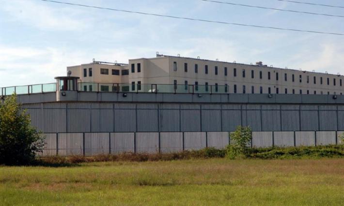 Massacra un compagno detenuto... per una telefonata: condannato