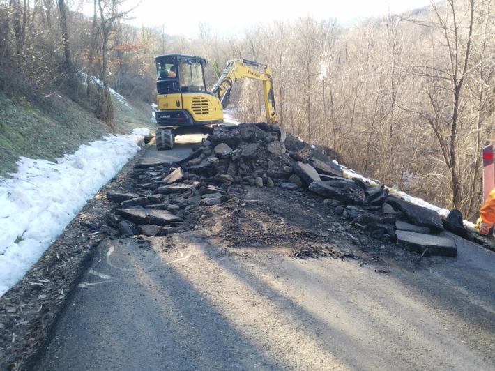 Albareto: tre strade ancora chiuse al traffico causa frane