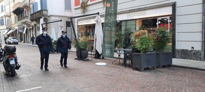 Blitz (fallito) alla pasticceria: le immagini della videosorveglianza e i Ris incastrano un 37enne