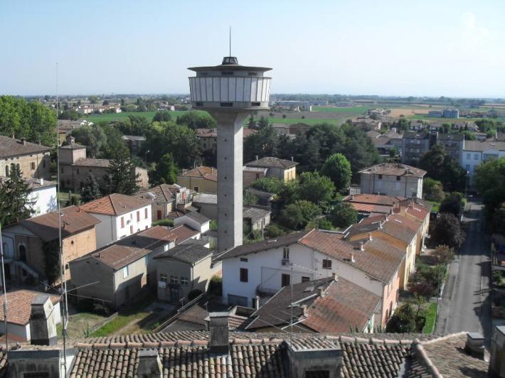 Operazione kolossal per la demolizione del &laquo;fungo&raquo;