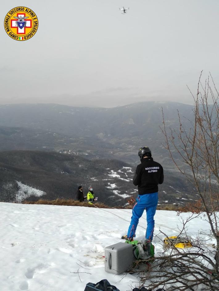 Una task force ha ripreso oggi le ricerche di Diobelli sul monte Caio: usati anche 3 droni