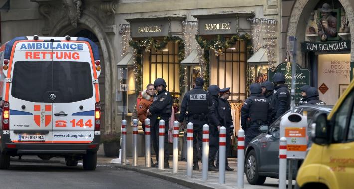  Auto su manifestazione dei sindacati a Monaco, 15 feriti