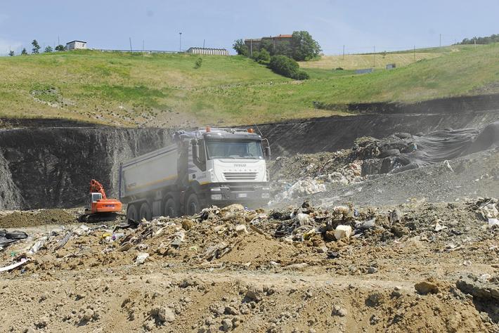 Raddoppio  della discarica  di Monte Ardone, monta la protesta