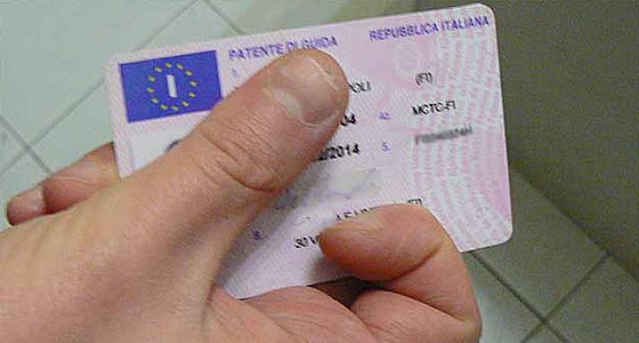 Cambiano i limiti: per neopatentati anche auto pi&ugrave; potenti