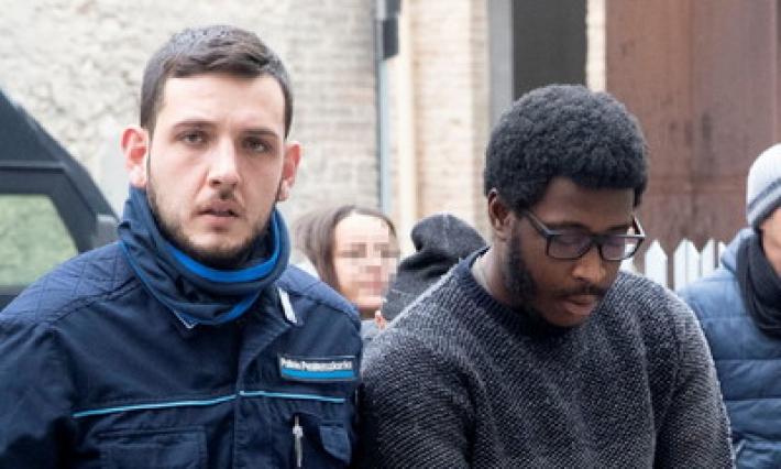 Solomon assolto: &laquo;E' incapace&raquo;. Ma dovr&agrave; restare per almeno 10 anni in una Rems