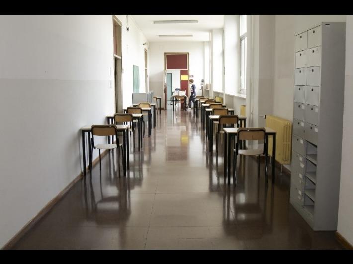 Maturit&agrave; e terza media saranno prove orali 
