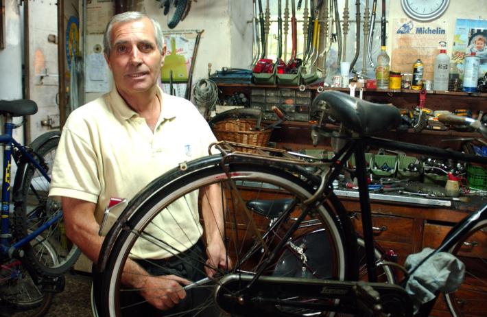 Soncini, il meccanico &laquo;poeta della bici&raquo;