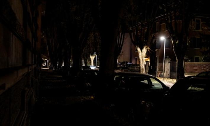 Luci a led, fioccano le lamentele