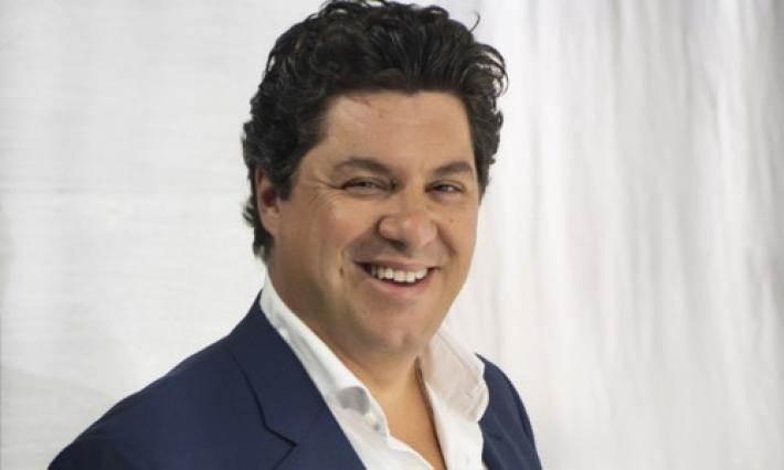 Strada del melodramma, Salsi posa tre pietre