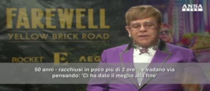 Elton John: voglio fare il pap&agrave; full time