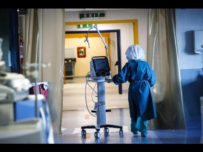 Le indicazioni del Cts a  Draghi non cambiano: "Tenere chiuse palestre e piscine, prudenza sulle riaperture"