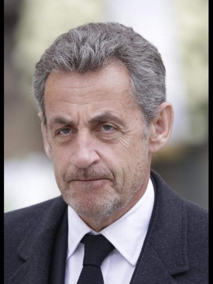Concessa la libert&agrave; vigilata a Sarkozy: l'ex presidente lascer&agrave; il carcere in giornata