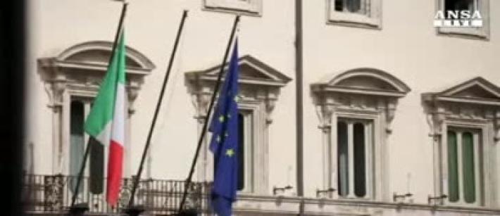 Il Consiglio dei ministri ha approvato il nuovo decreto sull'estensione dell&rsquo;uso del green pass e le quarantene