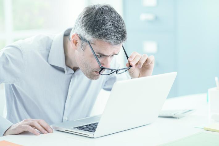 Il &laquo;tecnostress&raquo;  che nuoce agli occhi  