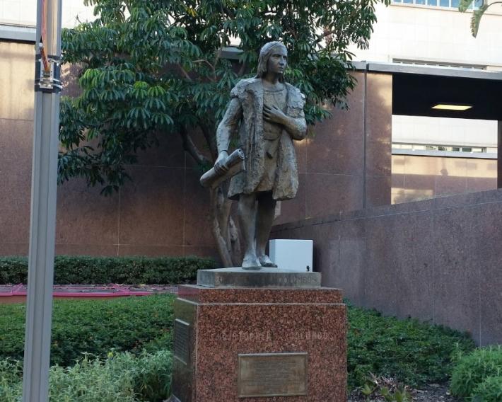 A Los Angeles rimossa la statua di Colombo: "Genocida"