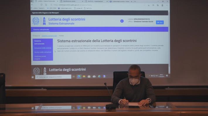 Lotteria degli scontrini: estratti i primi 10 vincitori 