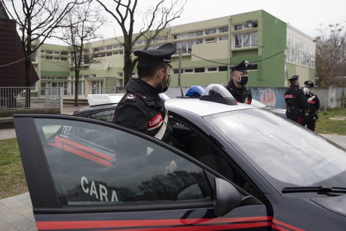 Il bullo col coltello incastrato dai social