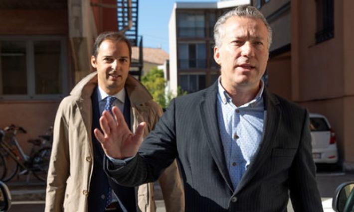 Caso Pesci, 3 ore e mezza d'interrogatorio. E la ragazza conferma le accuse