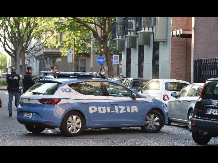 Un morto e un ferito in un agguato a Napoli 