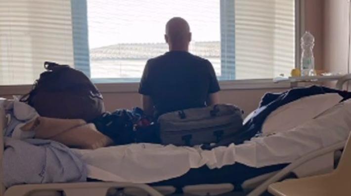 Luca Zingaretti torna a casa dopo le cure: "Grazie a tutti" 